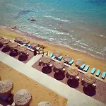 Golden فندق 3*