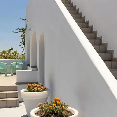 Golden Chrisi Akti (Paros)