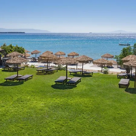 Golden 3* Chrisi Akti (Paros)