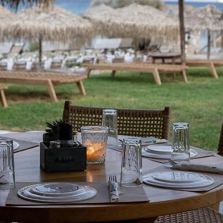 Golden 3* Chrisi Akti (Paros)