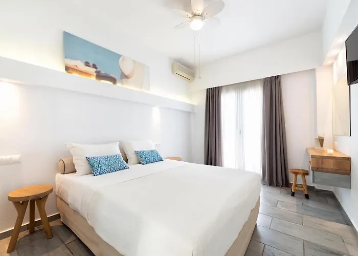 Hotell Golden Chrisi Akti (Paros)